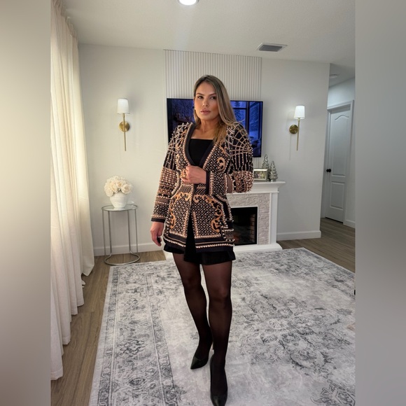 Elegant Black and Gold cream Beaded Jacket blazer - Picture 5 of 8